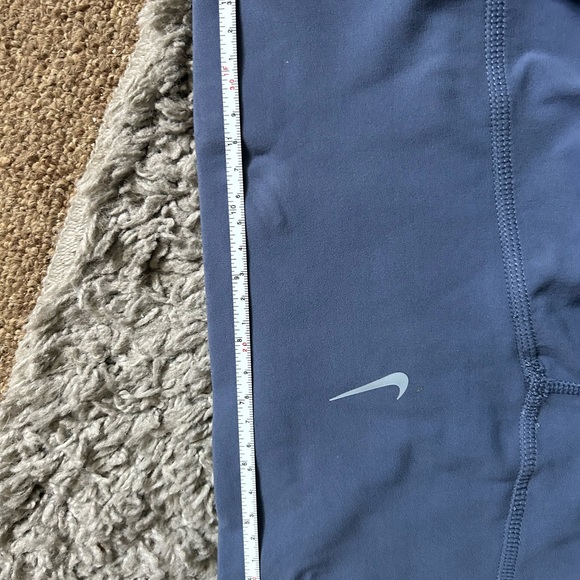 Women’s Nike yoga dri-fit pants - Picture 8 of 8
